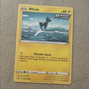 Blitzle Pokémon Trading Card - Yellow
